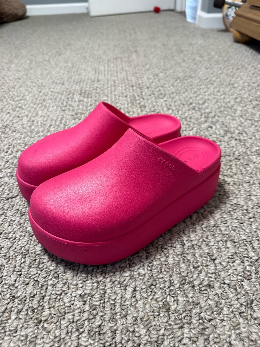 CROCS Dylan clogs